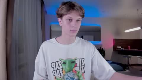 maxim burn online show from March 1, 5:49 pm