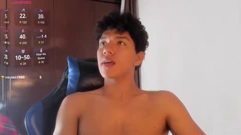 Maximiliano online show from July 10, 2:42 pm