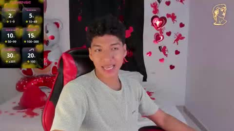 Maximiliano online show from February 15, 8:28 pm