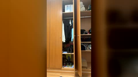 maximo1991 online show from March 1, 4:56 am