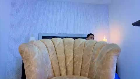 Manuel online show from November 29, 5:37 pm