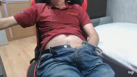 maximus3334 online show from September 22, 12:05 pm