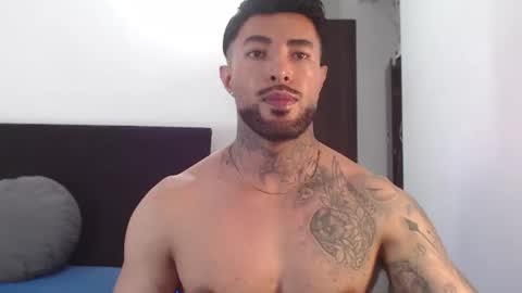 Independent Model online show from July 17, 5:03 am