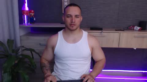 maximus online show from December 3, 1:33 am