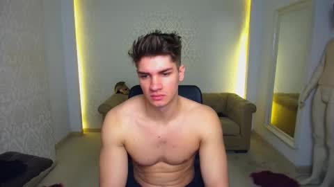 MaxKaiden online show from January 19, 6:37 am