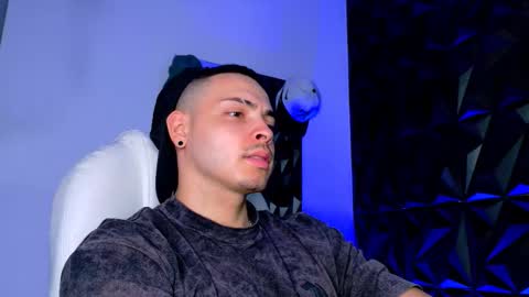 MAX online show from January 16, 11:18 pm