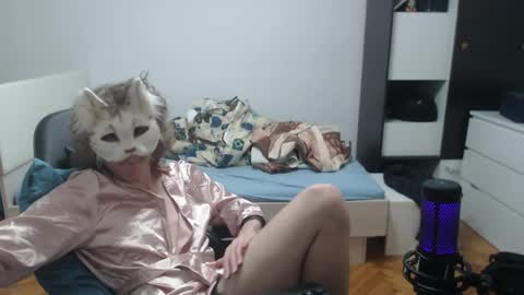 Bri online show from April 16, 10:12 pm