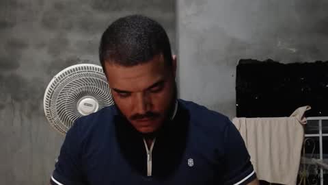 Mcgregor online show from November 4, 2:12 am