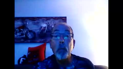 me at home online show from November 21, 4:55 am