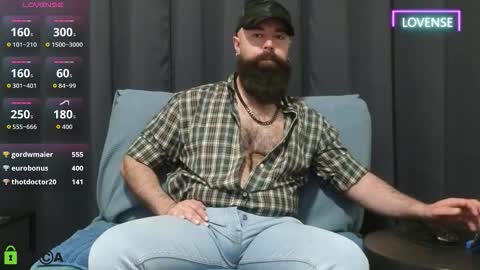 Meaty Roll online show from March 28, 11:32 am