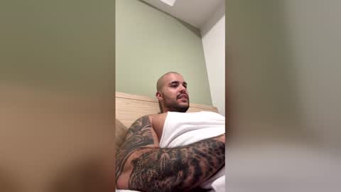 filippoae online show from February 22, 10:22 pm