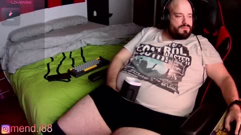 menditeta online show from December 21, 3:14 am