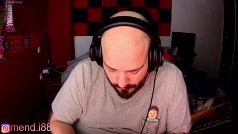 menditeta online show from February 1, 1:12 am