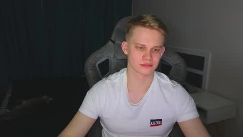 Mickey online show from March 10, 6:58 pm