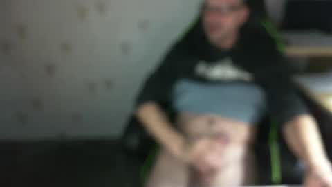 Snapshot of mep222 chatting on February 25, 8:09 pm Pat online show from February 25, 8:09 pm