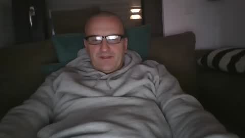 Snapshot of mep222 chatting on January 31, 9:05 pm Pat online show from January 31, 9:05 pm