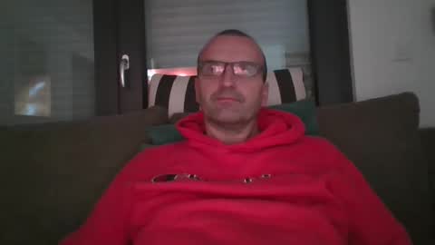 Snapshot of mep222 chatting on December 14, 10:13 am Pat online show from December 14, 10:13 am