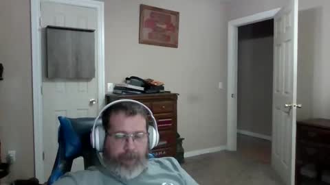 mercer1977 online show from February 1, 6:28 pm