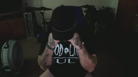 metalhead18787 online show from July 30, 10:58 am