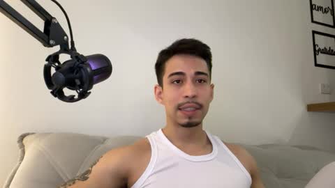 mettew22cm online show from January 18, 6:26 am