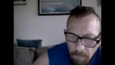 mhitch924 online show from April 28, 8:46 pm