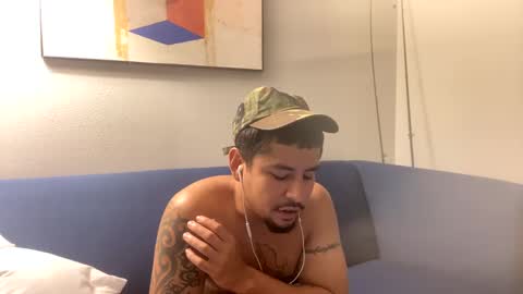 miamiclos1 online show from February 3, 11:20 am