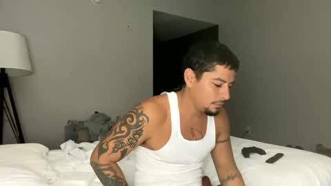 miamiclos1 online show from January 29, 2:21 pm