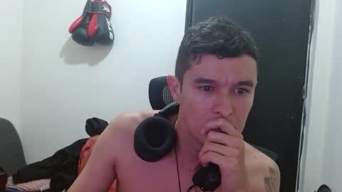 Snapshot of miaou_miaou chatting on October 11, 10:47 pm miaou_miaou online show from October 11, 10:47 pm