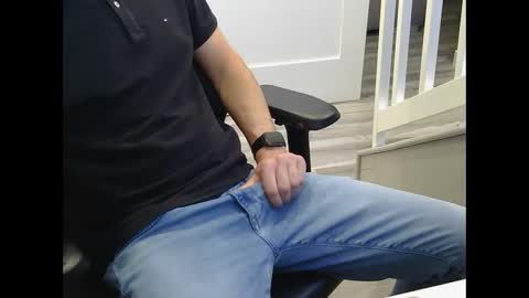 mic6969mic online show from March 24, 2:33 pm