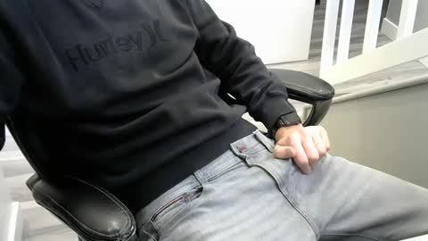 mic6969mic online show from March 4, 4:52 pm