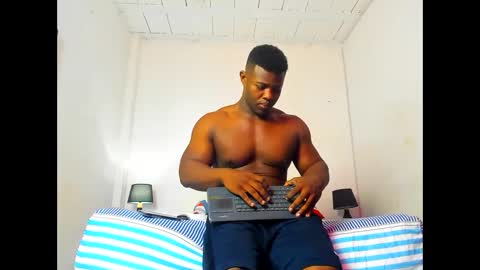 Snapshot of michael_smitht chatting on October 26, 8:55 pm Michael online show from October 26, 8:55 pm