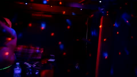 mickdollz online show from November 17, 10:18 am