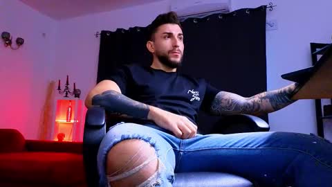 MightyAaron online show from October 8, 5:34 am