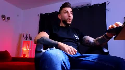 MightyAaron online show from September 22, 4:01 am