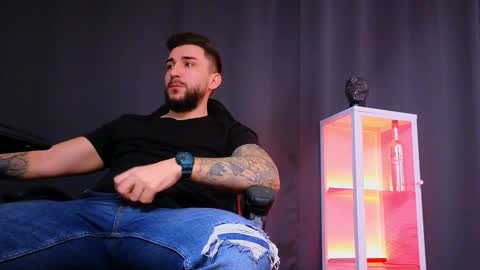 MightyAaron online show from December 20, 5:57 am