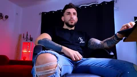 MightyAaron online show from October 16, 7:16 am