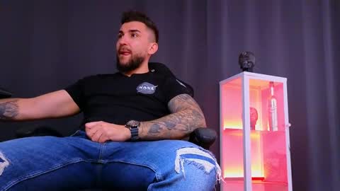 MightyAaron online show from January 29, 10:58 am