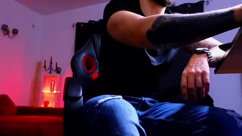 MightyAaron online show from September 12, 1:27 am