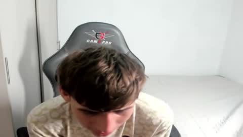 Miguel Hernandez online show from September 22, 11:10 am