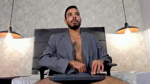 miguelsanfrancisco online show from September 15, 2:51 pm