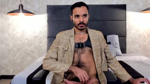 miguelsanfrancisco online show from November 17, 3:04 pm