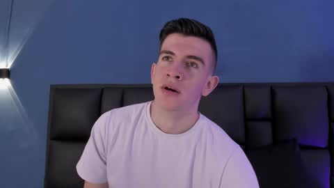 mikael online show from September 17, 4:46 am