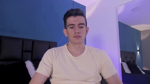 mikael online show from September 26, 5:49 am