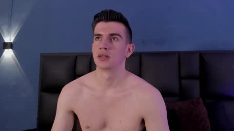 mikael online show from October 7, 3:32 am