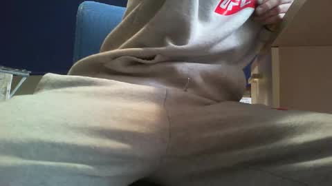 mike85bg online show from February 12, 9:31 am