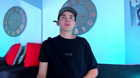 Mike 0233 online show from December 15, 4:07 am