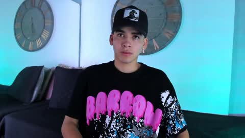 Mike 0233 online show from December 7, 3:58 am