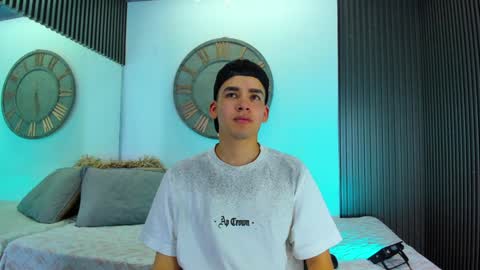 Mike 0233 online show from February 5, 4:06 am