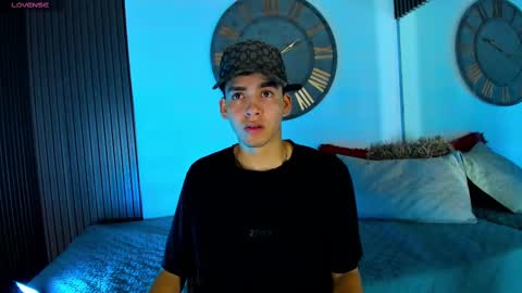 Mike 0233 online show from February 22, 5:44 am