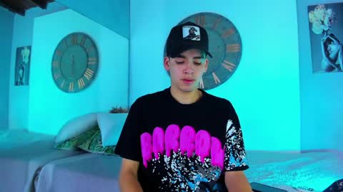 Mike 0233 online show from January 23, 4:19 am